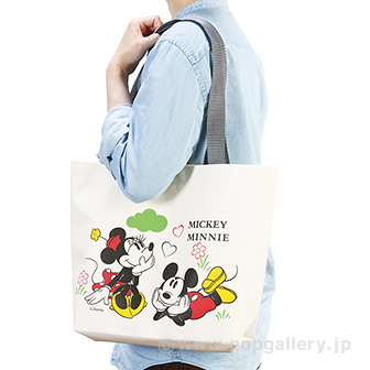 キャラクターお出かけバッグ（D）