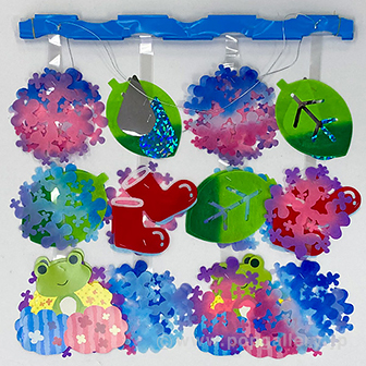 ひょっこりかえるプリーツハンガー