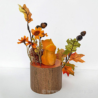 リス切り株スタンド